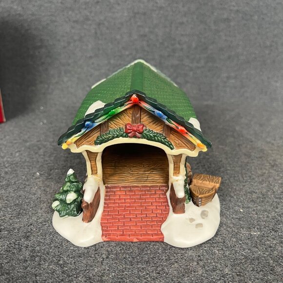 Dickens Collectibles Porcelain Covered Bridge Village Accessories 1998 With Box - Picture 7 of 7